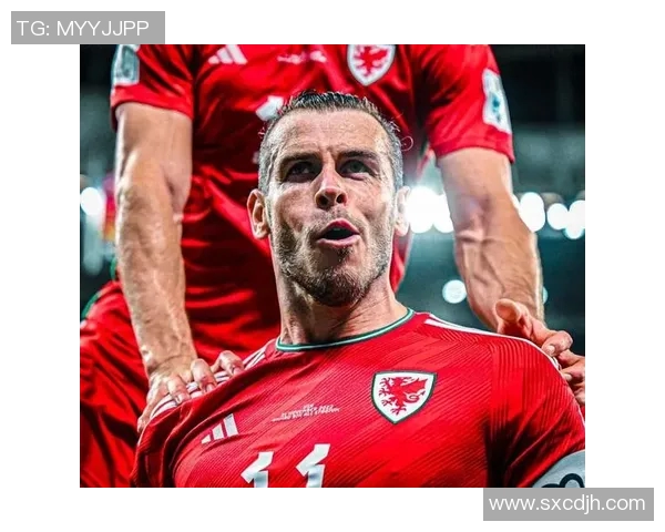 13号球衣的传奇足球明星是谁他在绿茵场上的辉煌成就与影响力分析